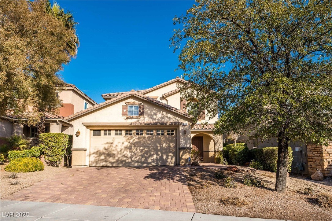 Foto principal - 736 Anacapri St