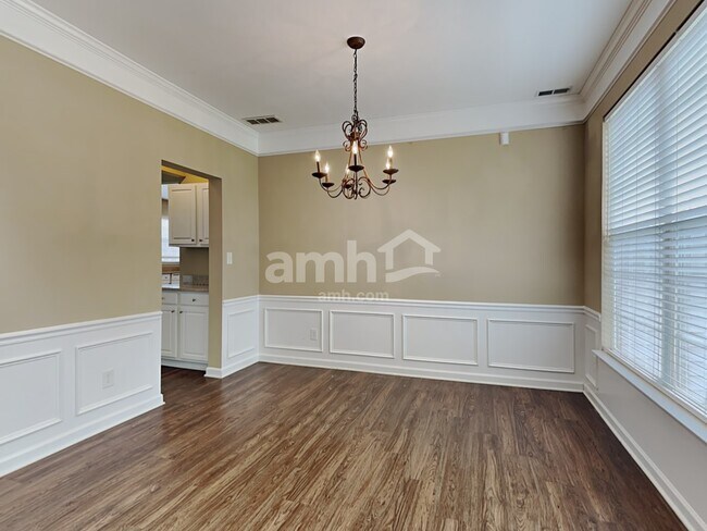Building Photo - 4480 Fairport Court