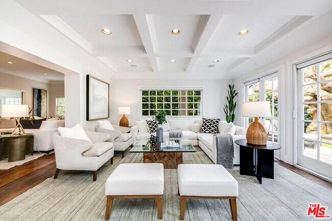 Foto del edificio - 547 Loring Ave