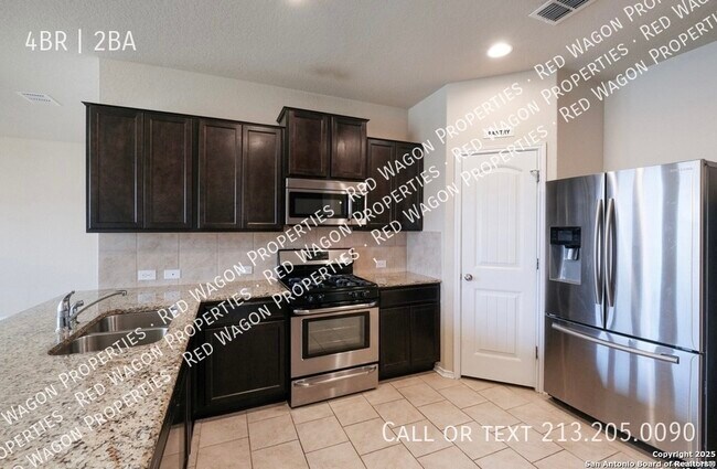 Building Photo - 13819 Murphy Haven