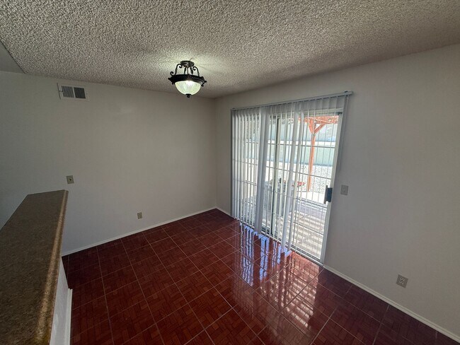 Building Photo - COMING SOON! 4-Bedroom Single-Story Home i...