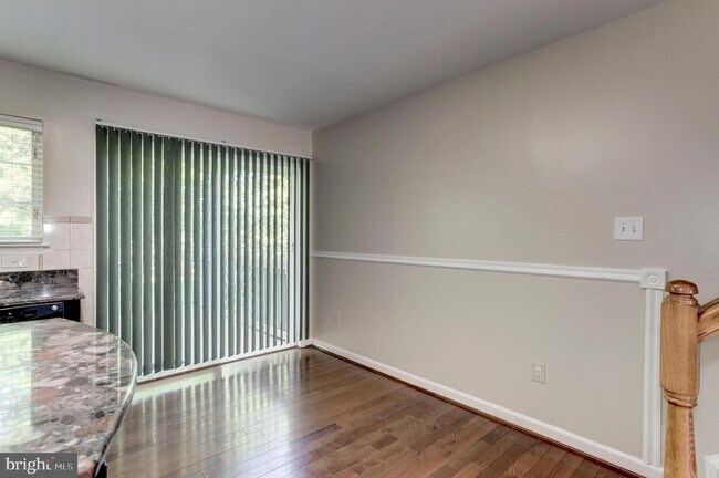 Foto del edificio - 8547 Towne Manor Ct