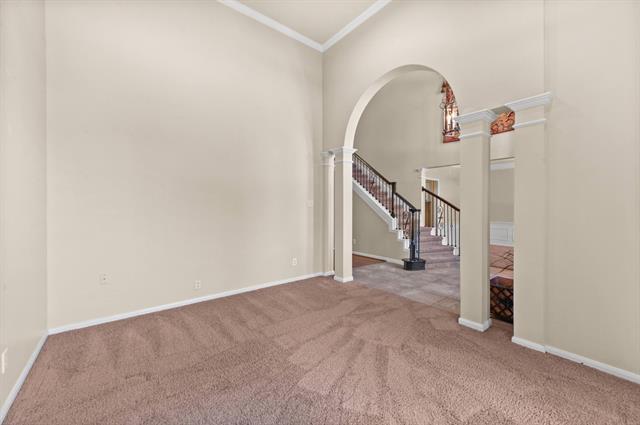 Building Photo - 1518 Lakeview Dr