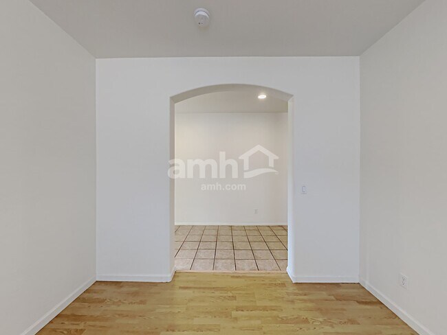 Building Photo - 12606 W Flower Street
