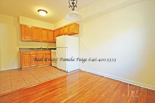 Foto del edificio - 2401 19th St