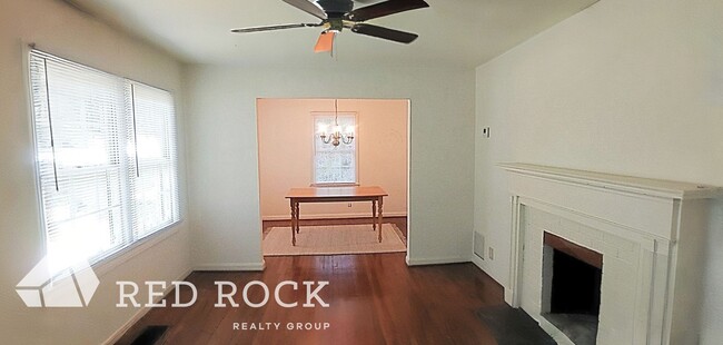 Foto del edificio - Cute 3 BR, One Bath Home in Vestavia Avail...