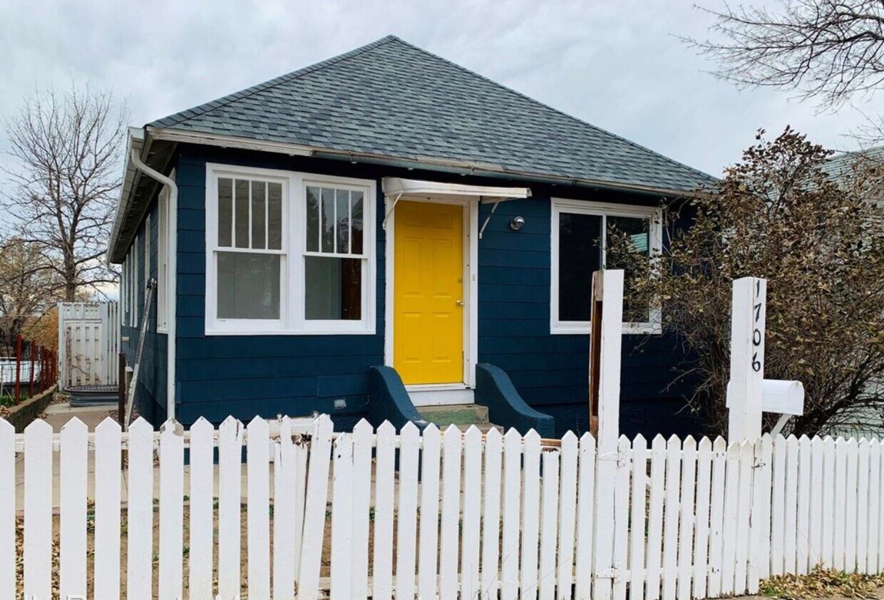 Foto principal - 1706 Colorado Ave NE