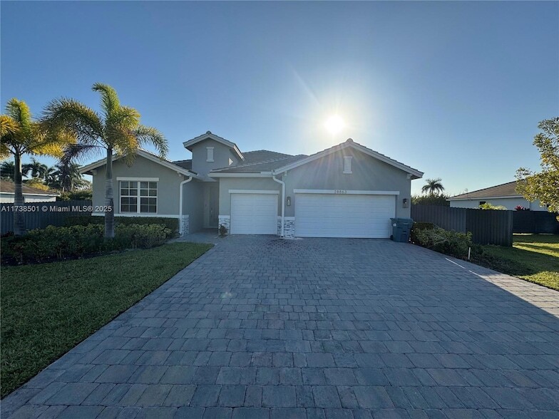 Foto principal - 28863 SW 186th Ave