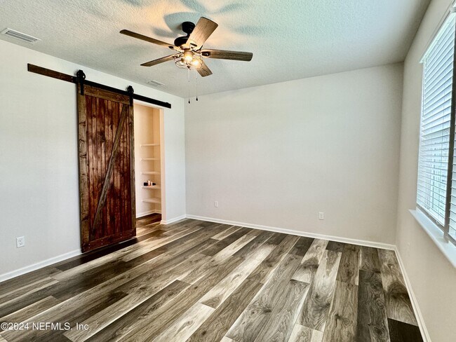 Foto del edificio - 12595 Lake Madison Ln