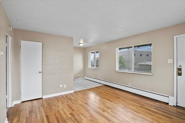 Foto del edificio - 3151 Eliot St