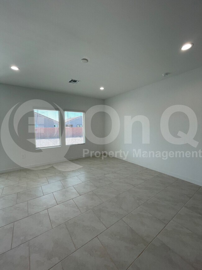 Building Photo - 12431 W Mieko Ln