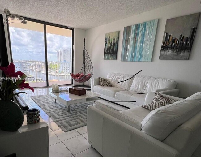 Foto del edificio - 290 174th St St