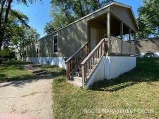 Primary Photo - Home Available to Lease - Apply Today!