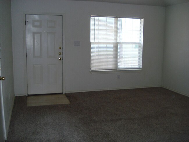 Foto del edificio - 1402 Pima Trail