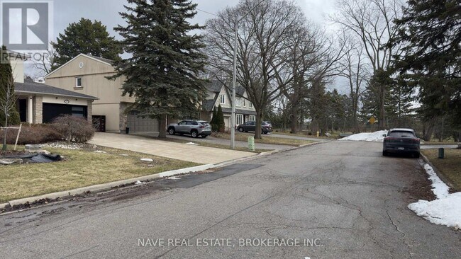 Photo du bâtiment - 125 Bay Thorn Dr