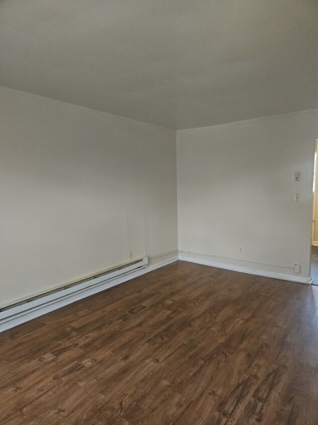 Foto principal - 1313 Leon St NW