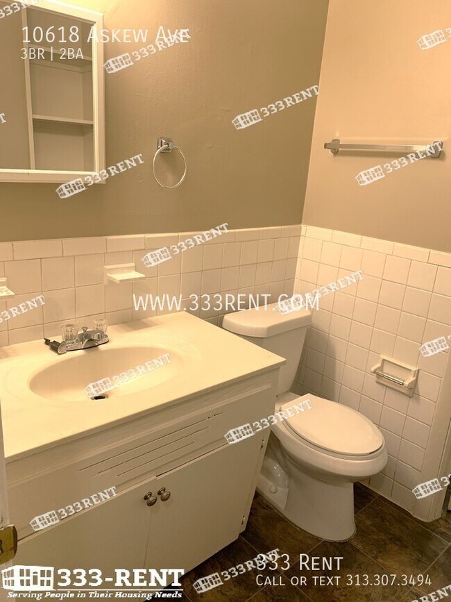 Foto del edificio - 10618 Askew Ave