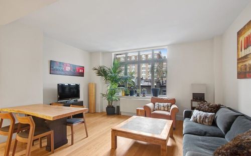 Primary Photo - 145 W 22nd St