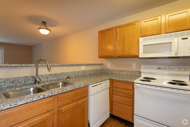 1HAB, 1BA - Cushendall Commons