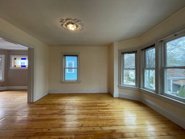 Building Photo - 41 Pitman St