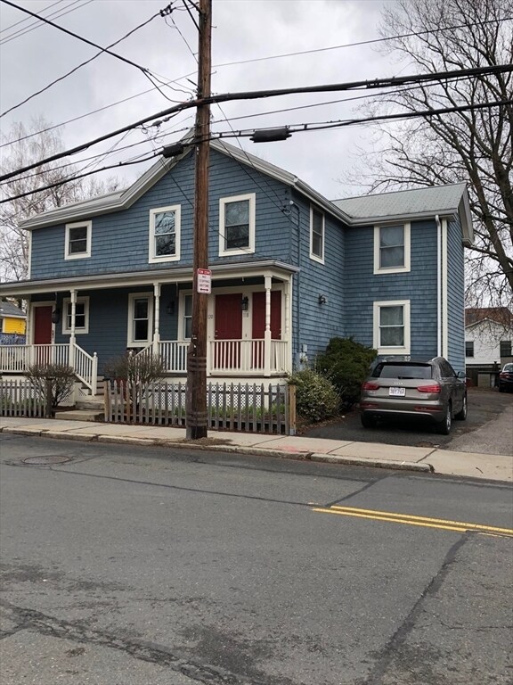 Building Photo - 118 Sherman St