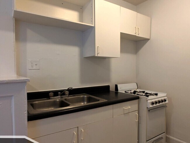 Foto del edificio - 2336 N Spaulding Ave