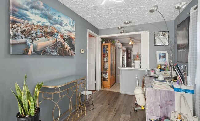 Foto del edificio - 864 E Thacker St