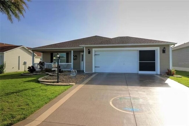 Building Photo - M2393 Carriage Hill Way (VC/M5)
