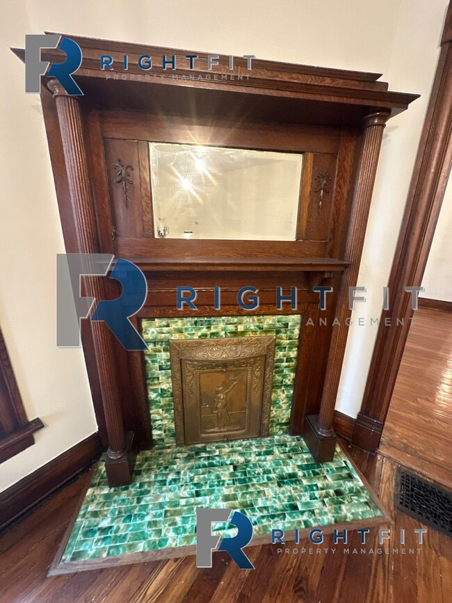 Foto del edificio - Freshly Renovated Home in Miamisburg