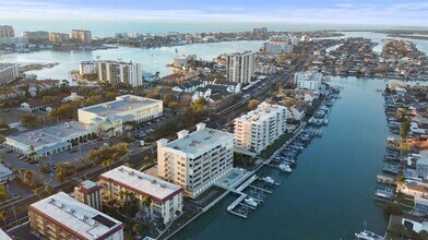 Building Photo - 125 Island Way