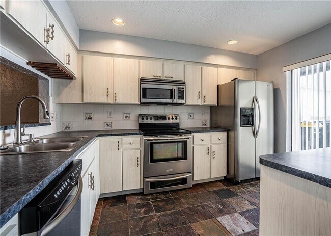 Foto del edificio - 8 Huntley Ct