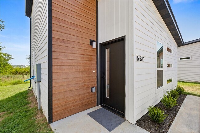 Foto del edificio - 680 Pacific Ave