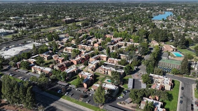  - Venetian Park Apartments