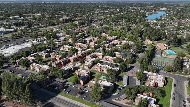  - Venetian Park Apartments