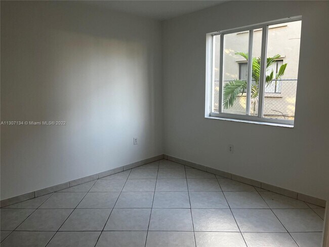 Foto del edificio - 181 NW 47th Ave