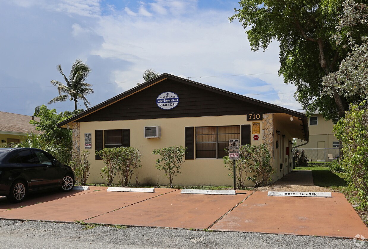 Foto del edificio - 708 NE 14th St