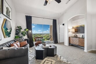 Building Photo - Panorama Villas