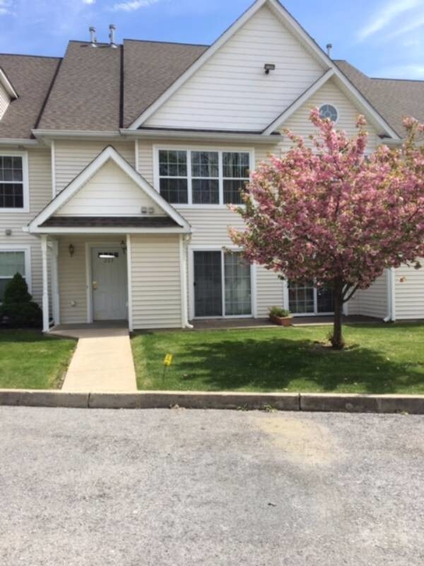 97 Ruth Ct, Middletown, NY 10940 House Rental in Middletown, NY