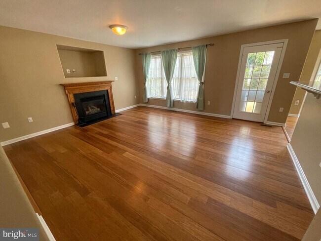 Building Photo - 11503 Heronview Dr