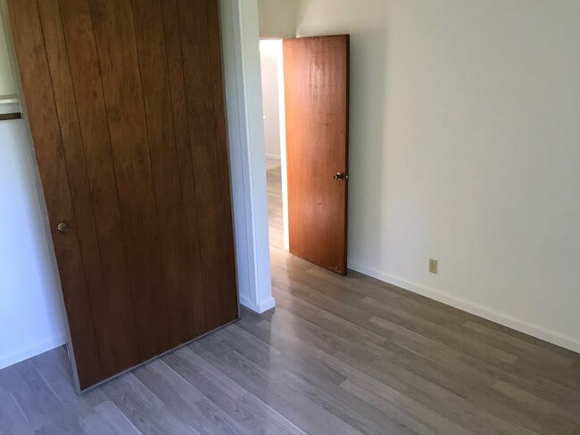 Foto del edificio - 2211 Carleton St