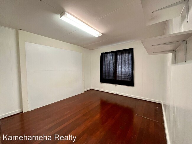 Building Photo - 3 br, 1.5 bath House - 2139 Mahalo St #B