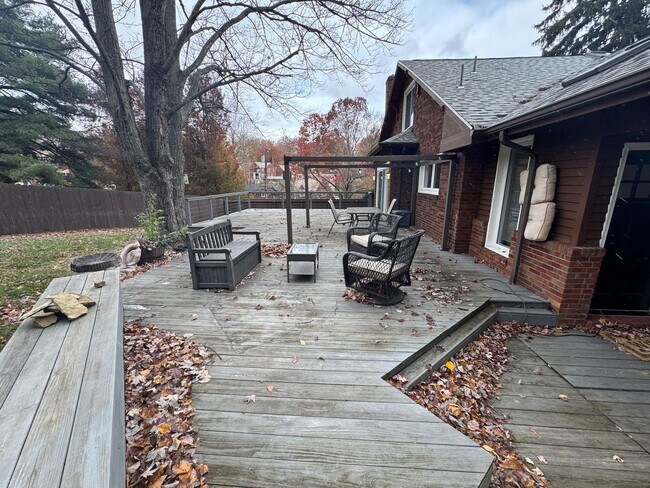 Foto del edificio - Spacious Private Oasis - 3 Bedroom 2 Bathr...