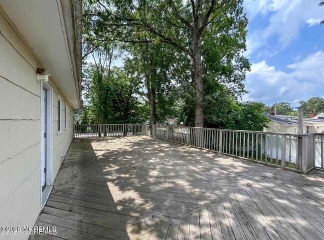 Building Photo - 501 Bismarck St