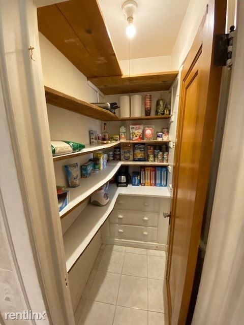 Building Photo - 4236 Amelia Ave