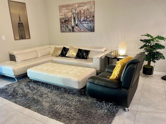 Foto del edificio - 14621 Dunrobin Dr