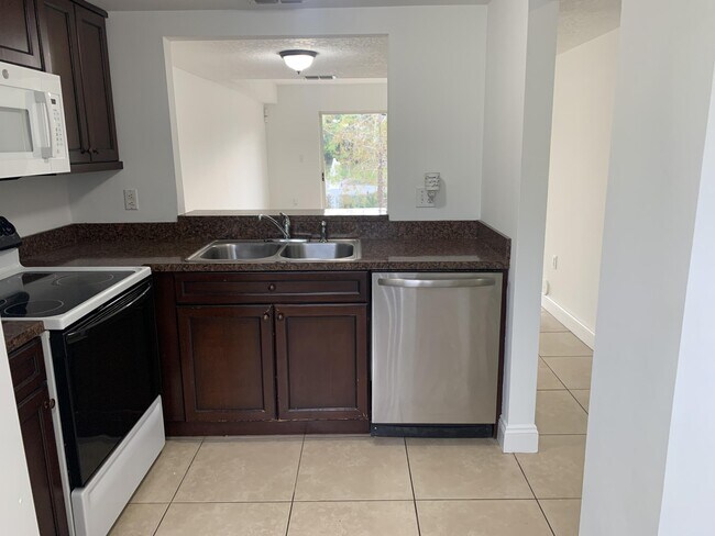 Foto del edificio - 3914 NW 90th Ave