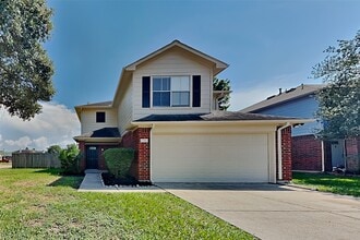 Building Photo - 17303 Davenway Dr