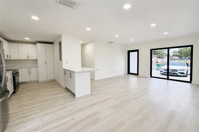 Foto del edificio - 2983 NW 191st Terrace