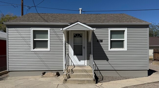Exterior - 328 H St