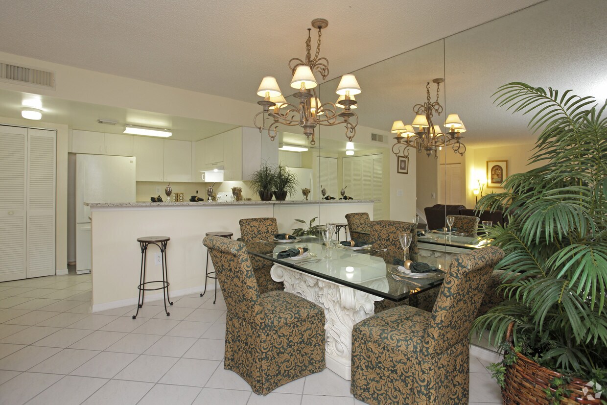 Townhome Village at Welleby Park 4295 NW 109th Ter Sunrise, FL